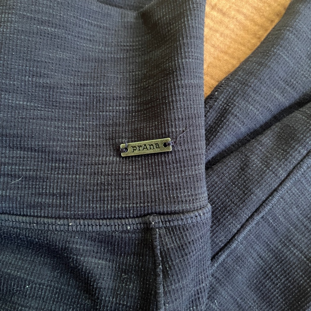 Prana Becksa 7/8 pants - size small